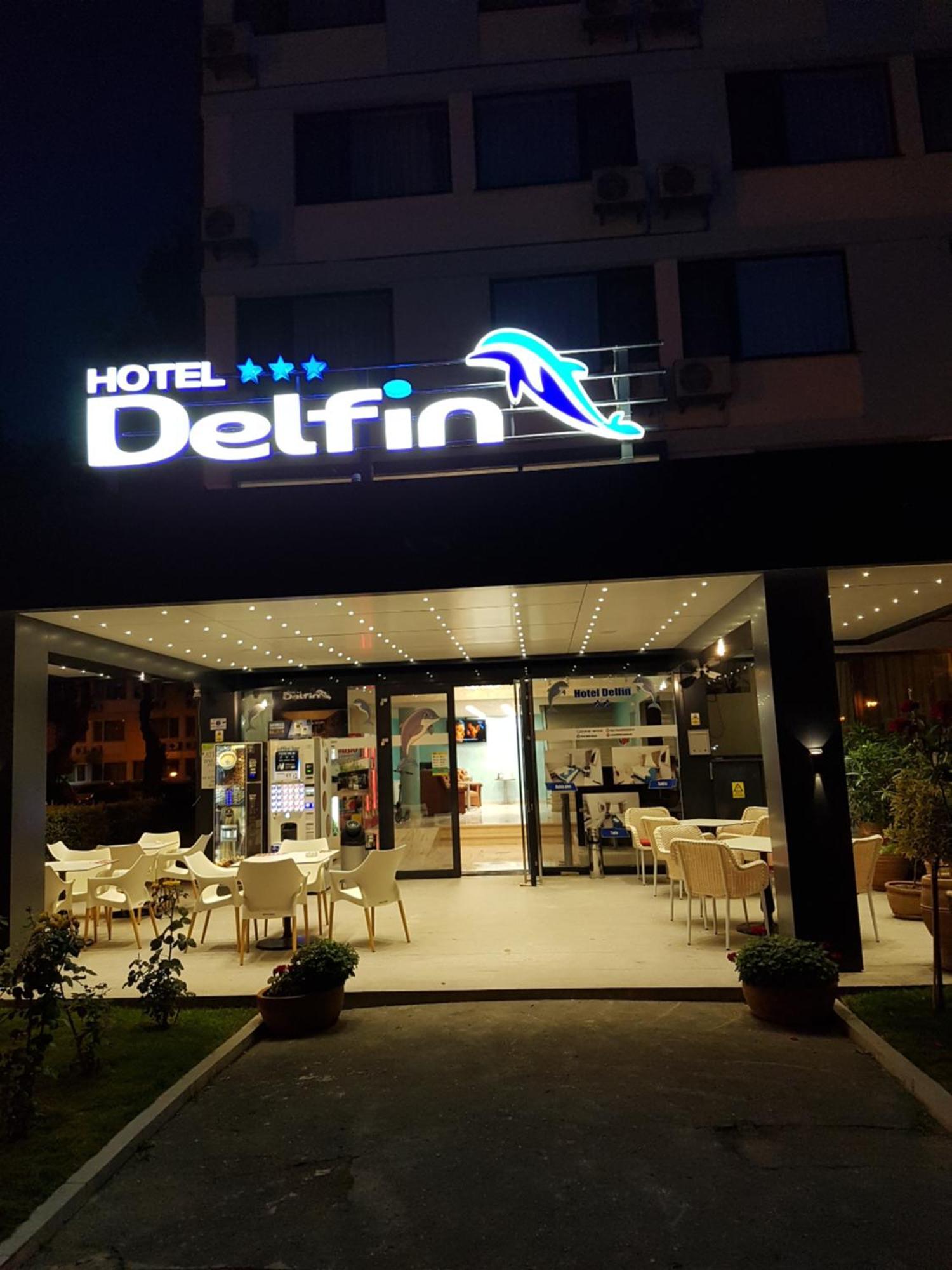 Delfin 3*